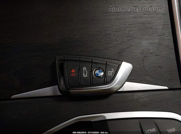 3MW39FS04R8E32965 2024 BMW 3 SERIES Black Vista del salpicadero