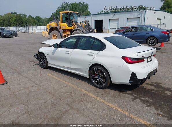 3MW39FS08P8C96742 2023 BMW 3 SERIES Белый Задняя левая четверть