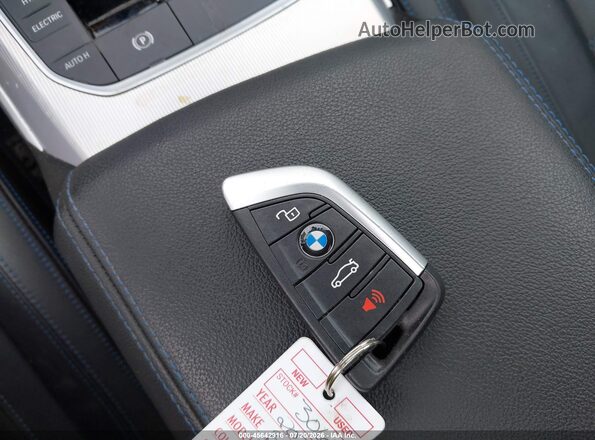 3MW39FS08P8C96742 2023 BMW 3 SERIES Белый Вид панели приборов
