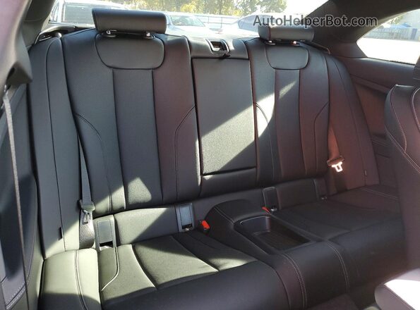 3MW43CM05T8G08382 2026 BMW M2 Black უკანა სავარძლების ხედი