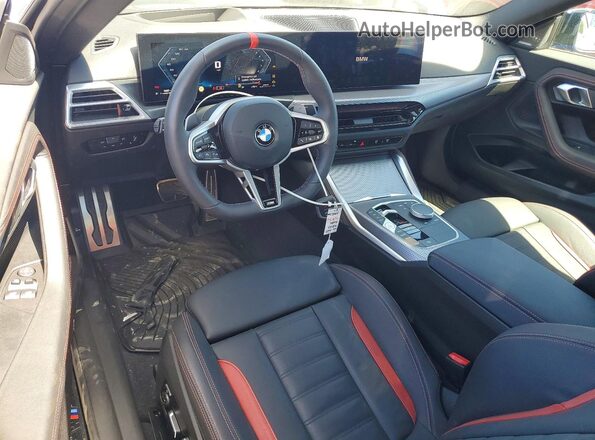 3MW43CM07S8F54887 2025 BMW M2 Blue წინა პანელის ხედი