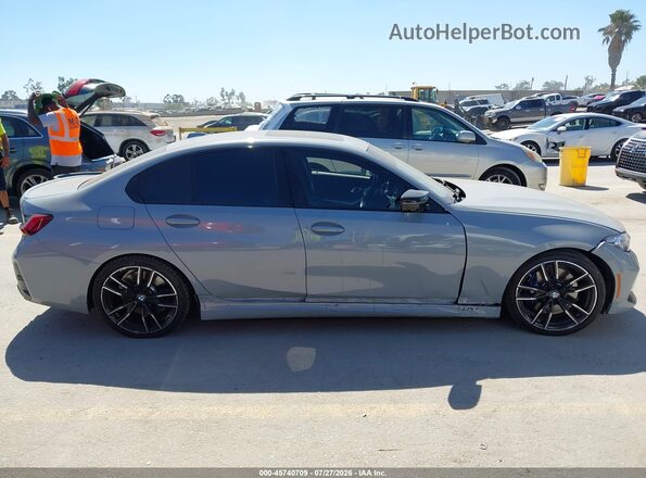 3MW49FS05R8E83105 2024 BMW M3 Серый Вид задней части салона