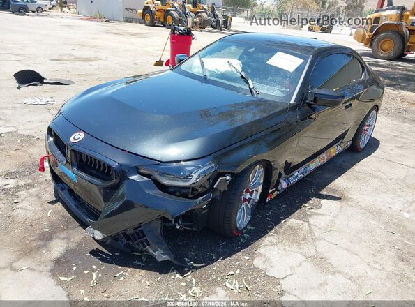 3MW53CM02R8E06340 2024 BMW M2 Black წინა მარცხენა ხედი სამი მეოთხედიდან