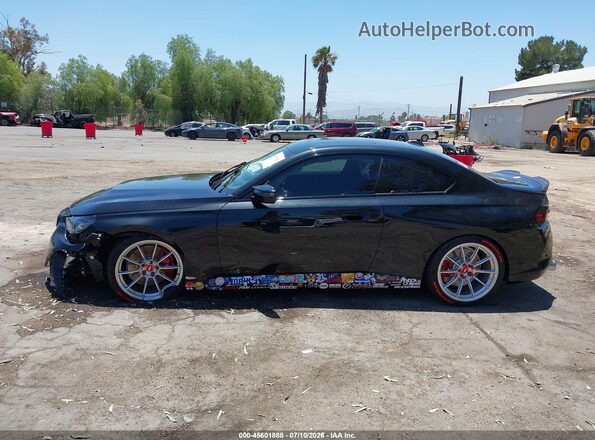 3MW53CM02R8E06340 2024 BMW M2 Black სალონის 360-გრადუსიანი ხედი