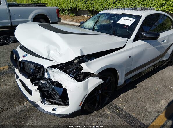 3MW53CM05N8C72420 2022 BMW M2 White წინა ხედი