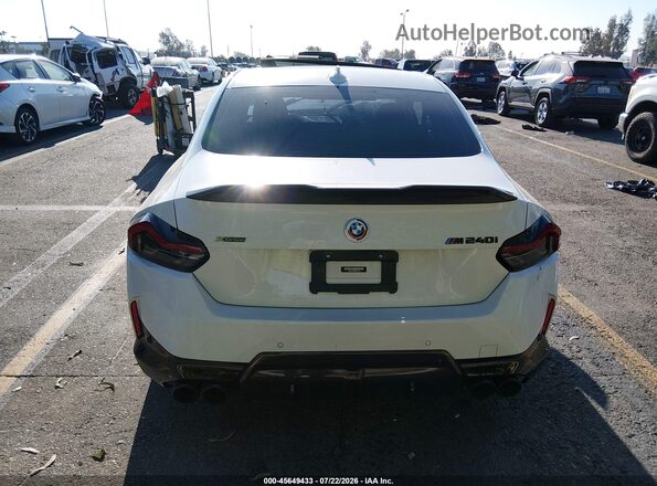 3MW53CM05N8C72420 2022 BMW M2 White 