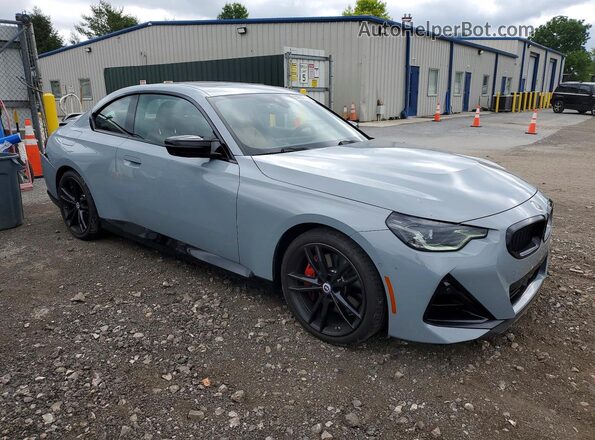 3MW53CM06P8D56250 2023 BMW M2 Gray Delantero derecho