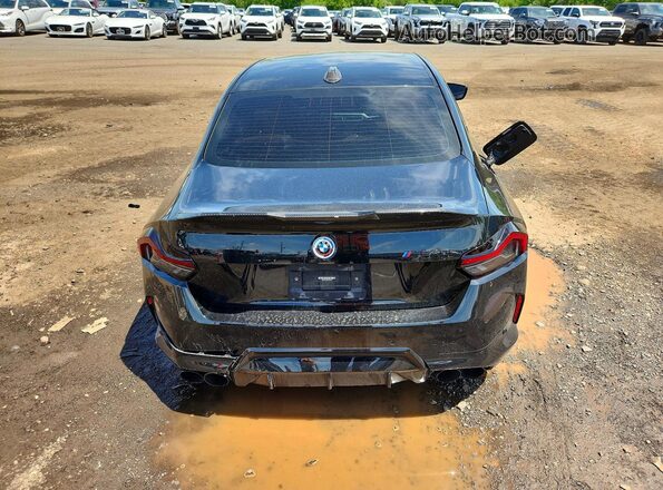 3MW53CM08P8D25842 2023 BMW M2 Black Vista trasera