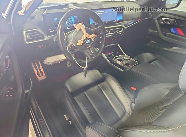 3MW53CM08P8D48392 2023 BMW M2 Black Widok deski rozdzielczej