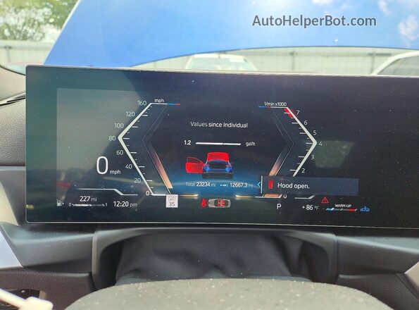 3MW53CM09R8E76630 2024 BMW M2 Blue Widok zestawu wskaźników