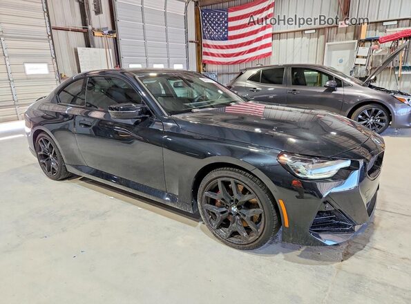3MW53CM0XS8F51745 2025 BMW M2 Black Front right