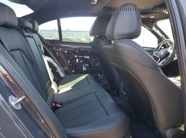 3MW59FT00S8F82066 2025 BMW M3 Gray უკანა სავარძლების ხედი