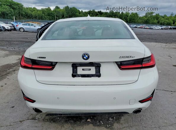 3MW5P9J09N8C65451 2022 BMW 3 SERIES White უკანა ხედი