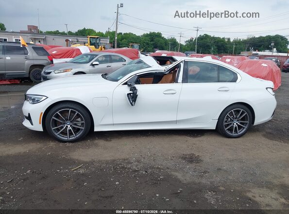 3MW5P9J0XM8C17259 2021 BMW 3 SERIES White Սալոնի 360 աստիճան տեսք