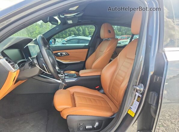 3MW5R1J09L8B20239 2020 BMW 3 SERIES Gray Widok wnętrza z przodu