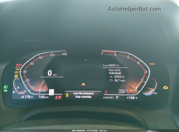 3MW5R1J53K8B03009 2019 BMW 3 SERIES Black Widok tylnych siedzeń