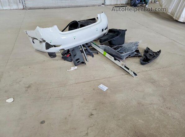 3MW5R7J01L8B43534 2020 BMW 3 SERIES White ძრავის განყოფილების ხედი