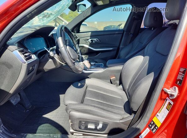 3MW5R7J01M8B77667 2021 BMW 3 SERIES Orange Front interior view