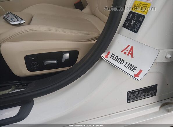 3MW5R7J05L8B24064 2020 BMW 3 SERIES Белый Вид спереди