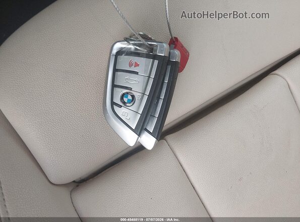 3MW5R7J05L8B24064 2020 BMW 3 SERIES Белый Вид панели приборов