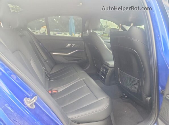 3MW5R7J07N8C54298 2022 BMW 3 SERIES Blue Vista de los asientos traseros