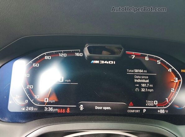 3MW5U7J01L8B44598 2020 BMW M3 Black Вид щитка приладів