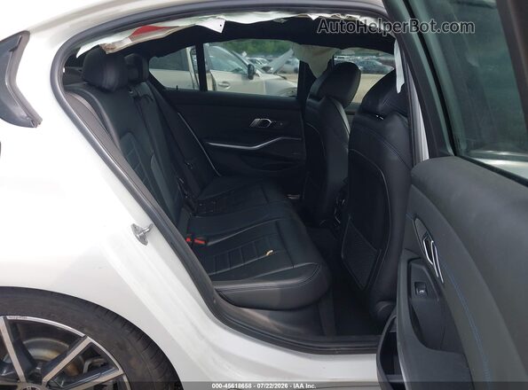 3MW5U7J06L8B26954 2020 BMW M3 White VIN კოდის სტიკერის ხედი