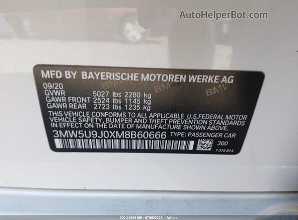3MW5U9J0XM8B60666 2021 BMW M3 White Vista del compartimento del motor
