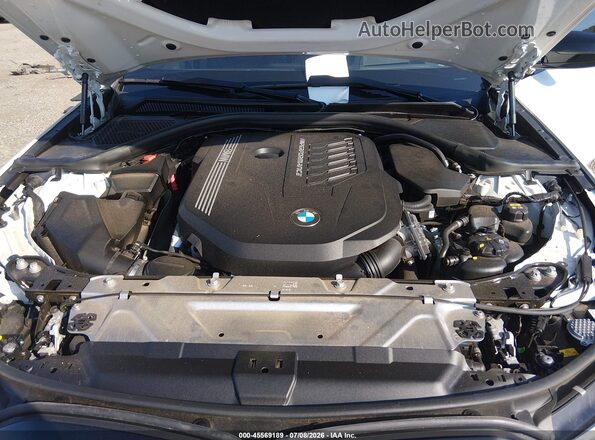 3MW5U9J0XM8B60666 2021 BMW M3 White Vista trasera