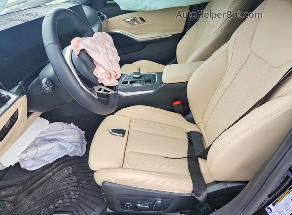 3MW69CW00T8G16250 2026 BMW 3 SERIES Black Вид салону спереду