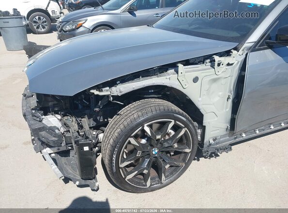 3MW69CW02S8F14740 2025 BMW 3 SERIES Gray Widok z przodu