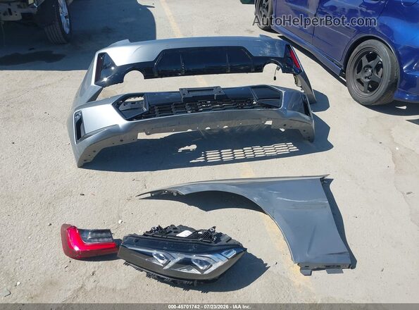 3MW69CW02S8F14740 2025 BMW 3 SERIES Gray Widok zestawu wskaźników