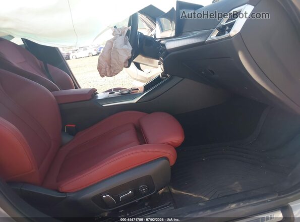 3MW69CW03T8F92929 2026 BMW 3 SERIES Gray Vista interior delantera
