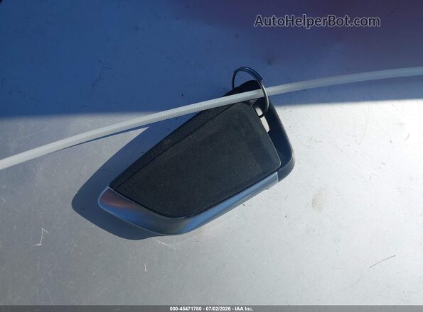 3MW69CW03T8F92929 2026 BMW 3 SERIES Gray Vista del salpicadero