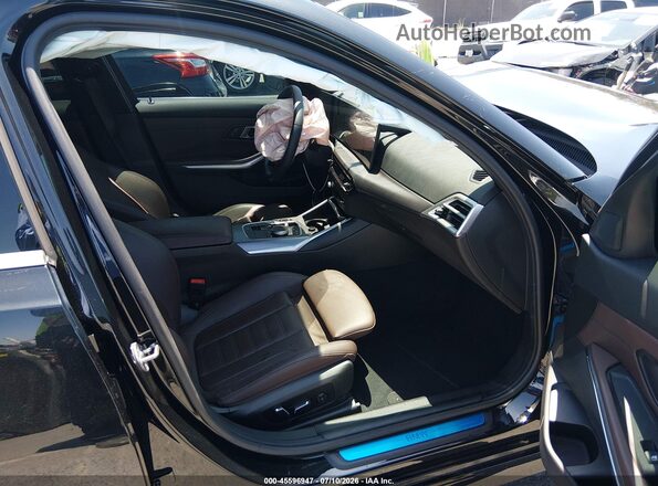 3MW69CW05S8F48333 2025 BMW 3 SERIES Black Front interior view