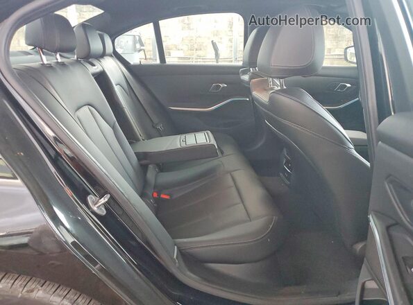 3MW69CW06S8F07466 2025 BMW 3 SERIES Black Vista de los asientos traseros