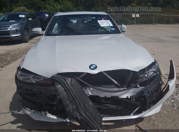 3MW69CW07S8E99006 2025 BMW 3 SERIES White Vista del salpicadero