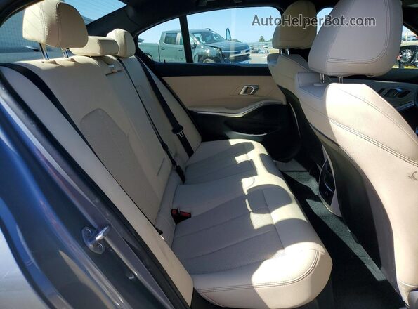 3MW69CW07S8F24311 2025 BMW 3 SERIES Gray Rear seats view