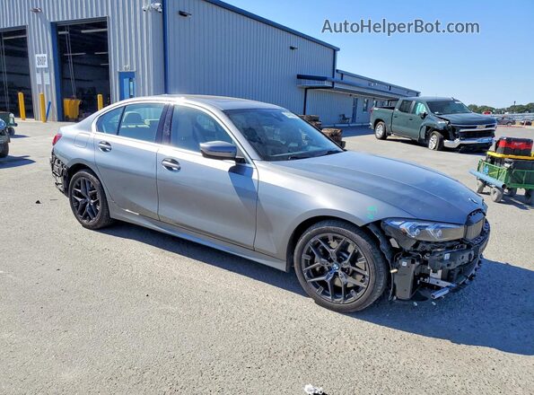 3MW69CW07S8F24311 2025 BMW 3 SERIES Gray Front right