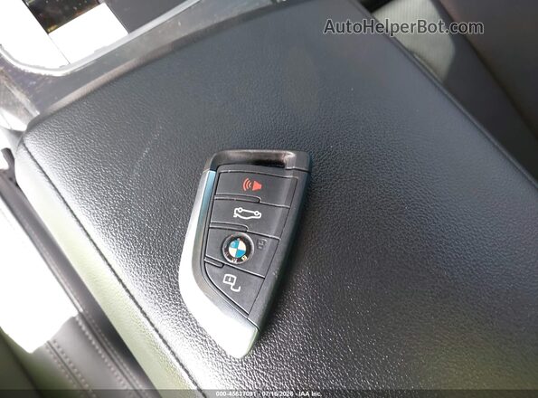 3MW69FF01P8C92006 2023 BMW 3 SERIES Burgundy Vista del salpicadero