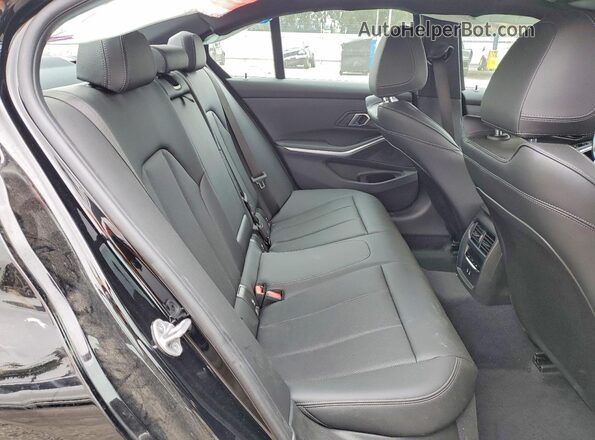 3MW69FF03R8E86023 2024 BMW 3 SERIES Black უკანა სავარძლების ხედი