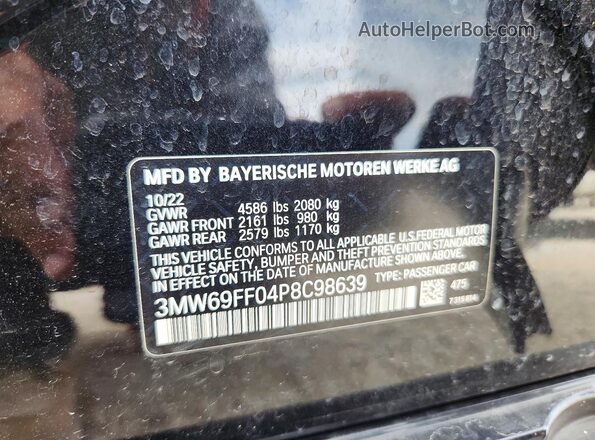 3MW69FF04P8C98639 2023 BMW 3 SERIES Black ძრავის განყოფილების ხედი
