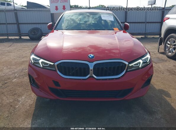 3MW69FF05P8D31583 2023 BMW 3 SERIES Red Widok zestawu wskaźników