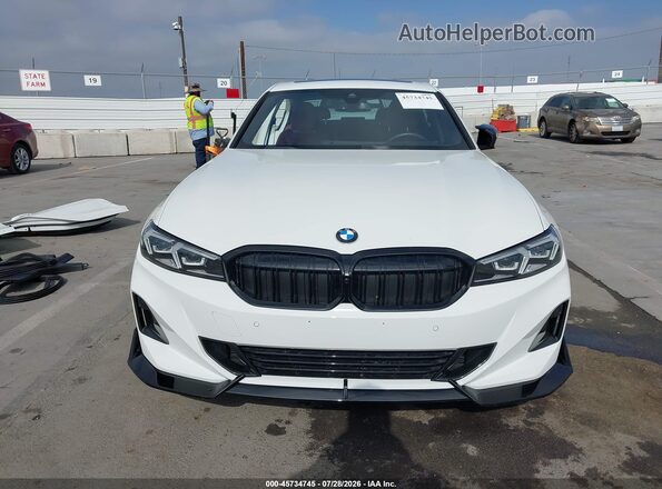 3MW69FF06P8D08135 2023 BMW 3 SERIES Белый Вид задней части салона