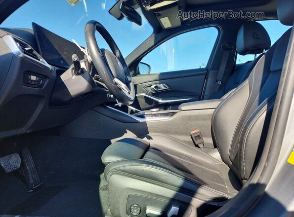 3MW69FF07P8C92477 2023 BMW 3 SERIES Gray Вид салону спереду