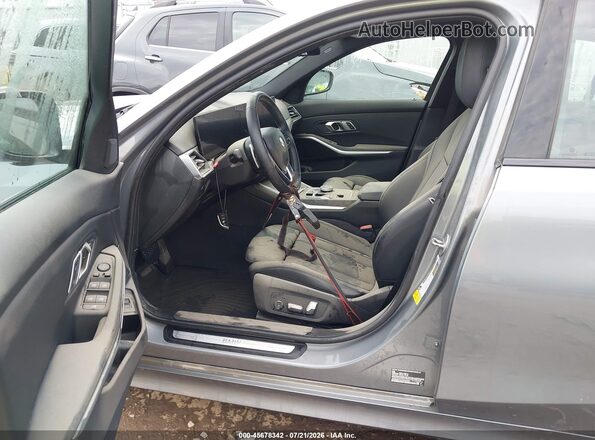 3MW69FF07P8D24067 2023 BMW 3 SERIES Gray Սալոնի դիմացի տեսք