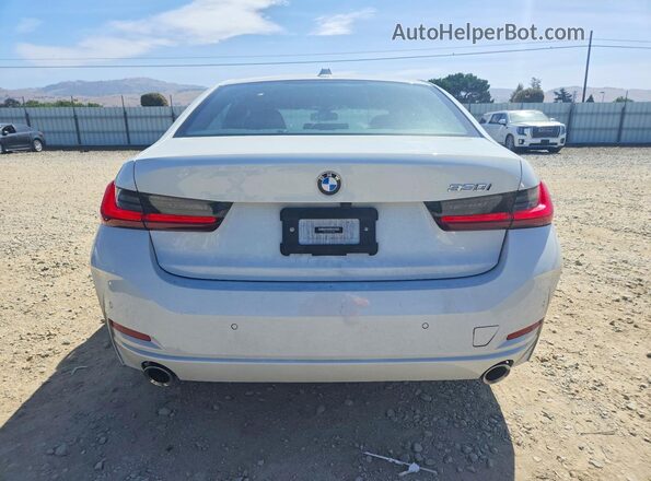 3MW69FF07P8D28832 2023 BMW 3 SERIES White Rear view