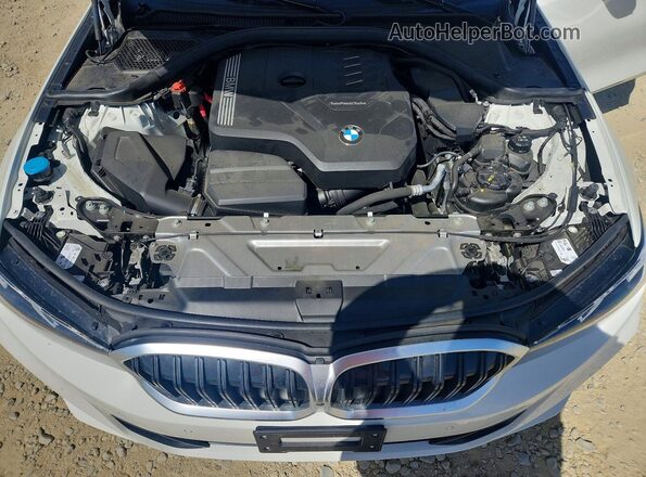 3MW69FF07P8D28832 2023 BMW 3 SERIES White Rear interior view