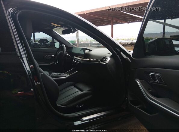 3MW69FF0XP8D29375 2023 BMW 3 SERIES Black Widok wnętrza z przodu