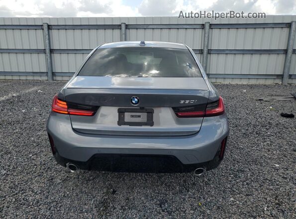 3MW69FF0XP8D39646 2023 BMW 3 SERIES Silver Widok z tyłu